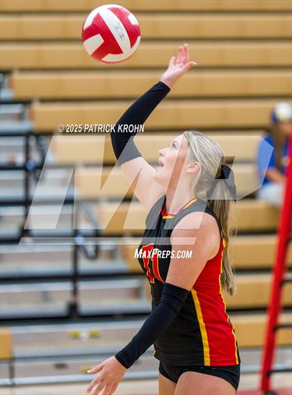 Thumbnail 2 in Hazen @ Newport - Bellevue photogallery.