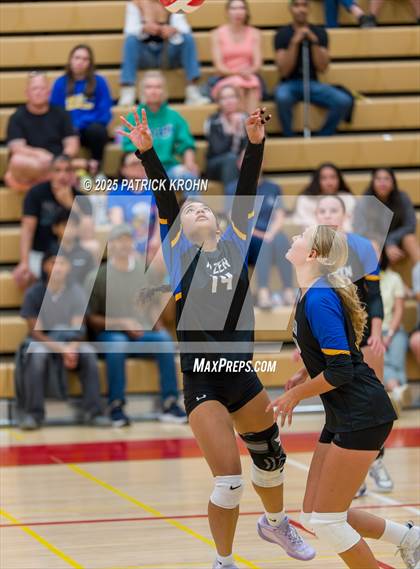 Thumbnail 1 in Hazen @ Newport - Bellevue photogallery.