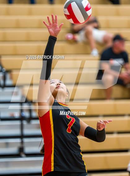 Thumbnail 1 in Hazen @ Newport - Bellevue photogallery.