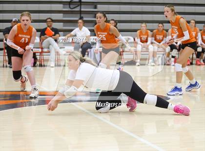 Thumbnail 2 in Mountain Ridge @ Skyridge (Sophomore) photogallery.