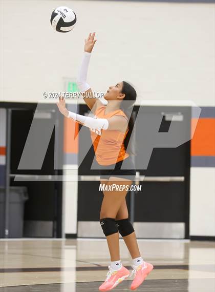 Thumbnail 3 in Mountain Ridge @ Skyridge (Sophomore) photogallery.
