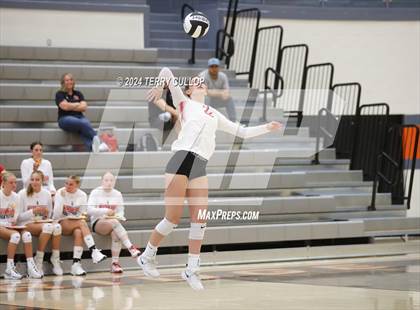 Thumbnail 1 in Mountain Ridge @ Skyridge (Sophomore) photogallery.
