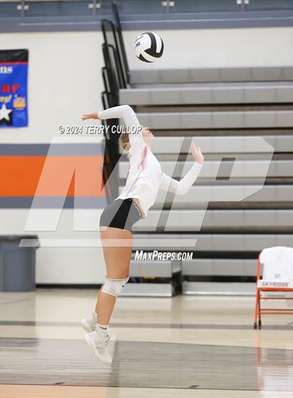 Thumbnail 2 in Mountain Ridge @ Skyridge (Sophomore) photogallery.