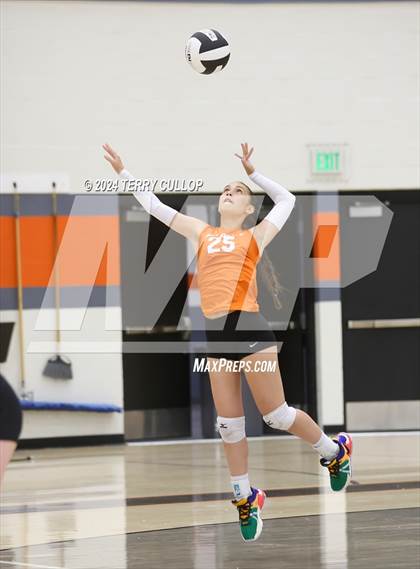 Thumbnail 2 in Mountain Ridge @ Skyridge (Sophomore) photogallery.