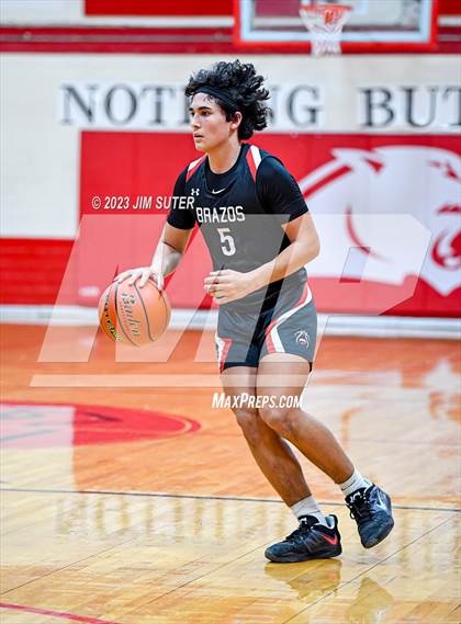 Thumbnail 1 in Burton vs Brazos photogallery.