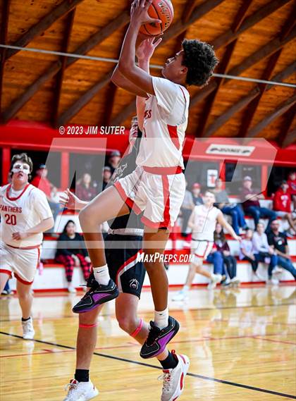 Thumbnail 1 in Burton vs Brazos photogallery.