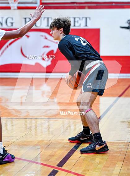 Thumbnail 1 in Burton vs Brazos photogallery.
