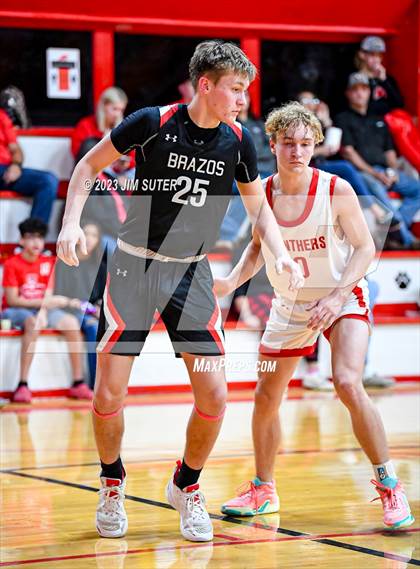 Thumbnail 1 in Burton vs Brazos photogallery.