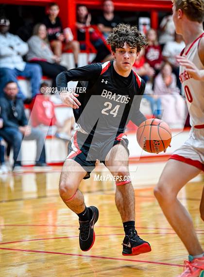 Thumbnail 1 in Burton vs Brazos photogallery.