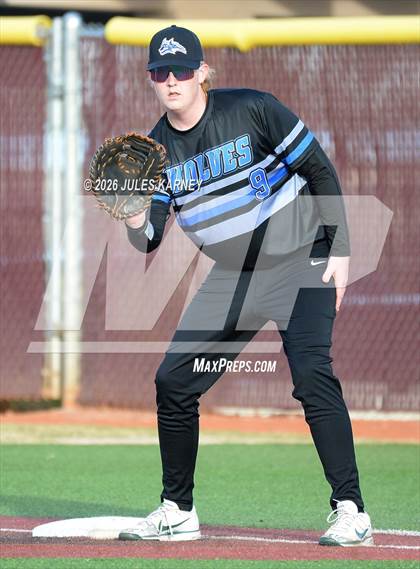 Thumbnail 2 in JV: Basic @ Faith Lutheran photogallery.
