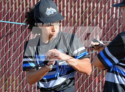 Thumbnail 1 in JV: Basic @ Faith Lutheran photogallery.