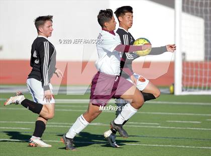 Thumbnail 2 in Medina Valley vs Highlands (SAISD Tournament) photogallery.