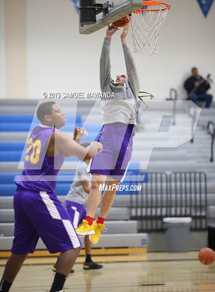 Thumbnail 3 in Lynwood vs  Van Nuys (Spot Up Christmas Classic) photogallery.