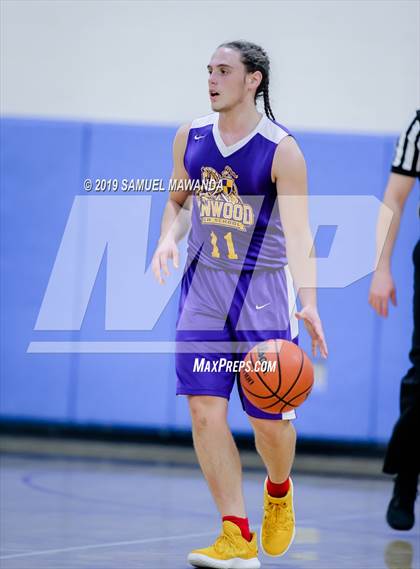 Thumbnail 1 in Lynwood vs  Van Nuys (Spot Up Christmas Classic) photogallery.
