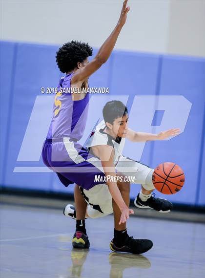 Thumbnail 1 in Lynwood vs  Van Nuys (Spot Up Christmas Classic) photogallery.