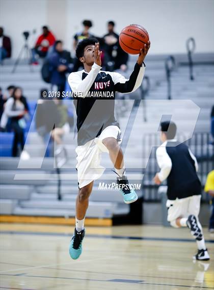Thumbnail 2 in Lynwood vs  Van Nuys (Spot Up Christmas Classic) photogallery.