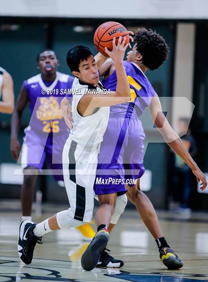 Thumbnail 1 in Lynwood vs  Van Nuys (Spot Up Christmas Classic) photogallery.
