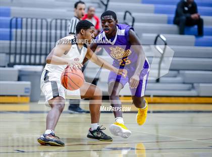 Thumbnail 3 in Lynwood vs  Van Nuys (Spot Up Christmas Classic) photogallery.