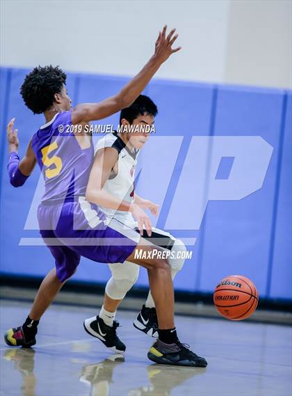Thumbnail 2 in Lynwood vs  Van Nuys (Spot Up Christmas Classic) photogallery.