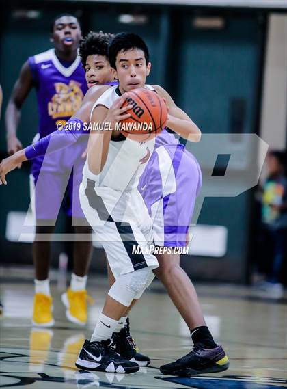 Thumbnail 2 in Lynwood vs  Van Nuys (Spot Up Christmas Classic) photogallery.