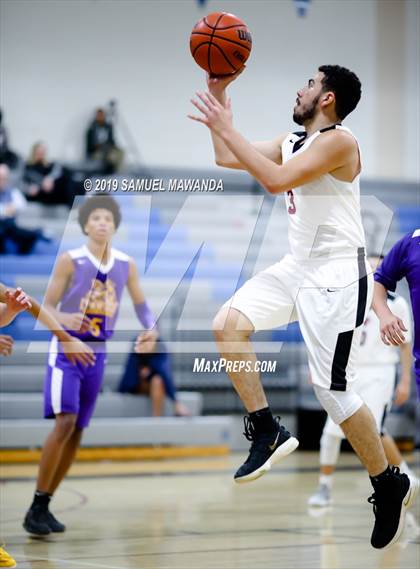 Thumbnail 2 in Lynwood vs  Van Nuys (Spot Up Christmas Classic) photogallery.