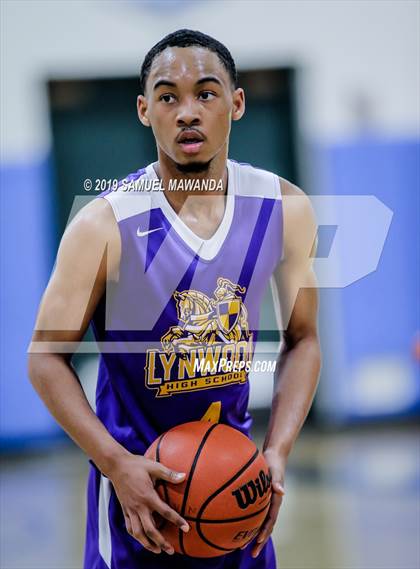 Thumbnail 1 in Lynwood vs  Van Nuys (Spot Up Christmas Classic) photogallery.