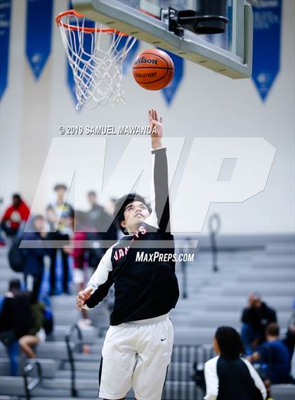 Thumbnail 3 in Lynwood vs  Van Nuys (Spot Up Christmas Classic) photogallery.