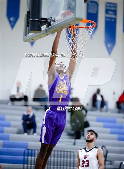 Thumbnail 2 in Lynwood vs  Van Nuys (Spot Up Christmas Classic) photogallery.