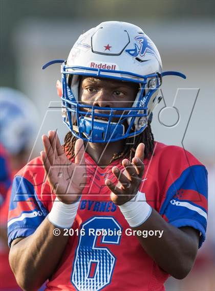 Thumbnail 1 in Northwestern @ Byrnes photogallery.