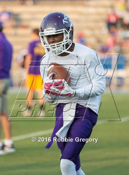 Thumbnail 1 in Northwestern @ Byrnes photogallery.