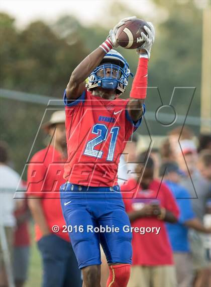 Thumbnail 3 in Northwestern @ Byrnes photogallery.