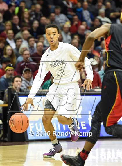 Thumbnail 1 in Chino Hills vs Oak Hill Academy  (Bass Pro Tournament of Champions) photogallery.