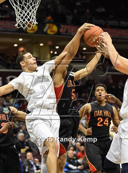 Thumbnail 3 in Chino Hills vs Oak Hill Academy  (Bass Pro Tournament of Champions) photogallery.
