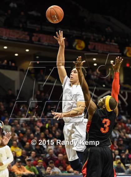 Thumbnail 2 in Chino Hills vs Oak Hill Academy  (Bass Pro Tournament of Champions) photogallery.
