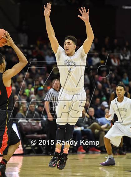 Thumbnail 1 in Chino Hills vs Oak Hill Academy  (Bass Pro Tournament of Champions) photogallery.