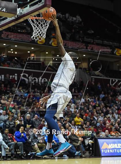 Thumbnail 2 in Chino Hills vs Oak Hill Academy  (Bass Pro Tournament of Champions) photogallery.