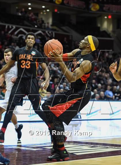 Thumbnail 2 in Chino Hills vs Oak Hill Academy  (Bass Pro Tournament of Champions) photogallery.