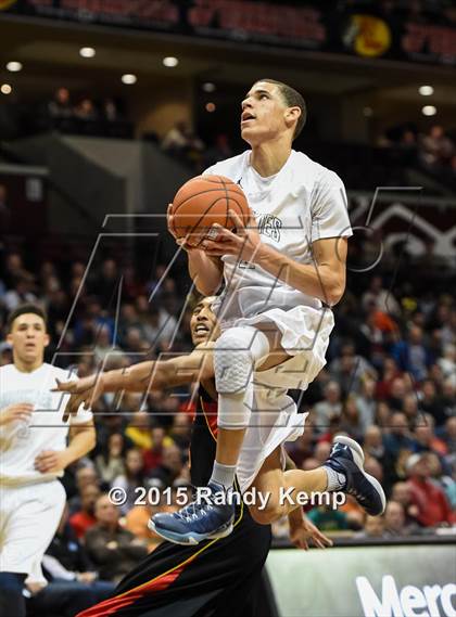 Thumbnail 1 in Chino Hills vs Oak Hill Academy  (Bass Pro Tournament of Champions) photogallery.