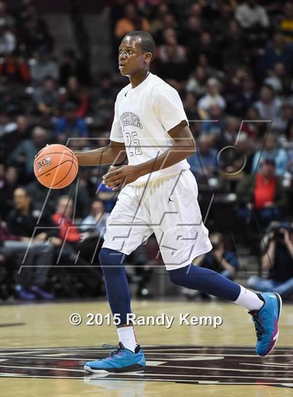Thumbnail 1 in Chino Hills vs Oak Hill Academy  (Bass Pro Tournament of Champions) photogallery.