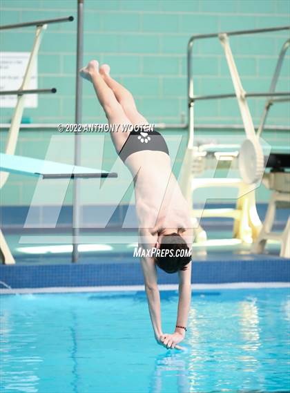 Thumbnail 1 in NCHSAA 4A State Diving Championships photogallery.