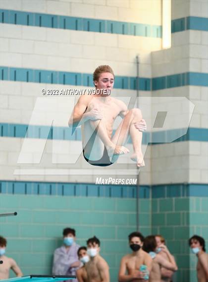 Thumbnail 3 in NCHSAA 4A State Diving Championships photogallery.
