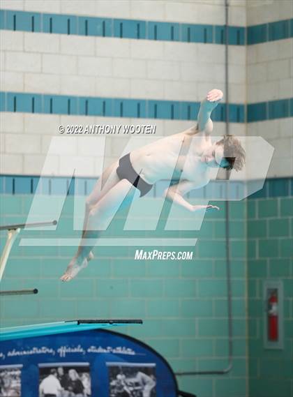 Thumbnail 2 in NCHSAA 4A State Diving Championships photogallery.