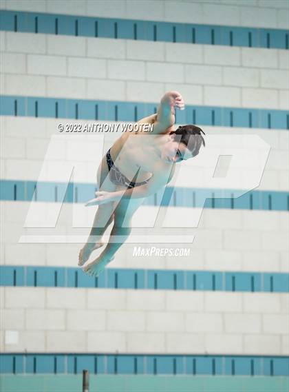Thumbnail 2 in NCHSAA 4A State Diving Championships photogallery.