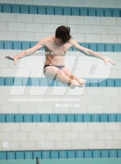 Thumbnail 2 in NCHSAA 4A State Diving Championships photogallery.