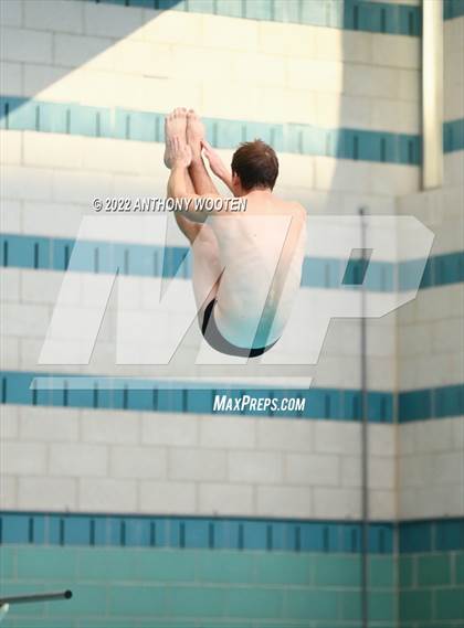 Thumbnail 2 in NCHSAA 4A State Diving Championships photogallery.