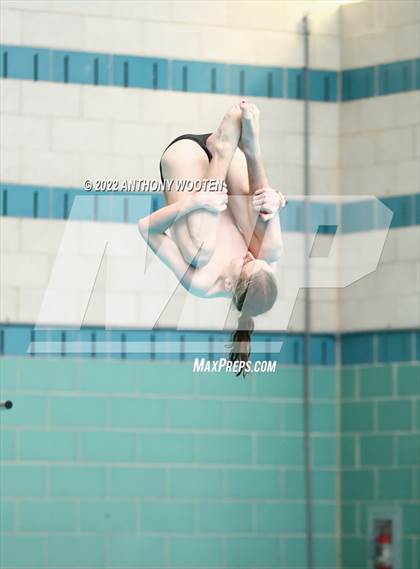 Thumbnail 3 in NCHSAA 4A State Diving Championships photogallery.