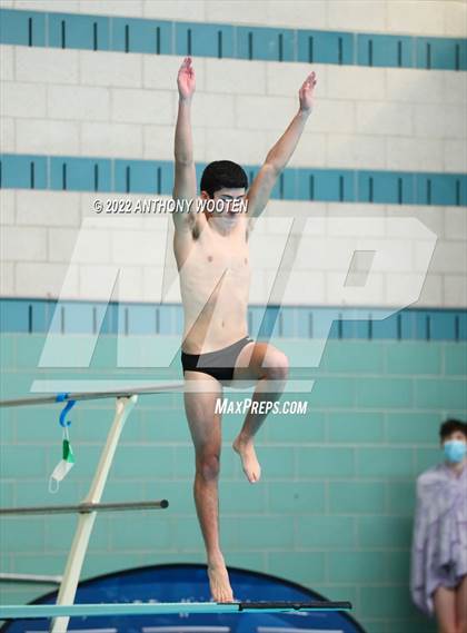 Thumbnail 1 in NCHSAA 4A State Diving Championships photogallery.