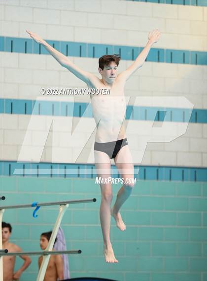 Thumbnail 1 in NCHSAA 4A State Diving Championships photogallery.
