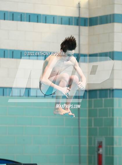 Thumbnail 2 in NCHSAA 4A State Diving Championships photogallery.