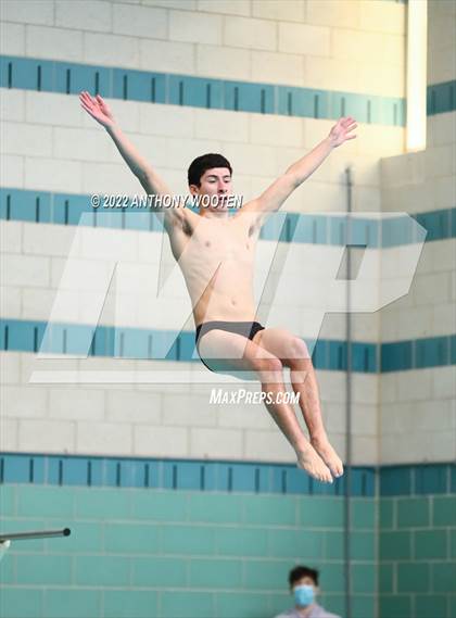 Thumbnail 2 in NCHSAA 4A State Diving Championships photogallery.